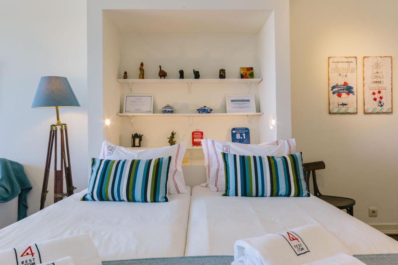 Rent4Rest Estoril Beachfront Apartments Extérieur photo