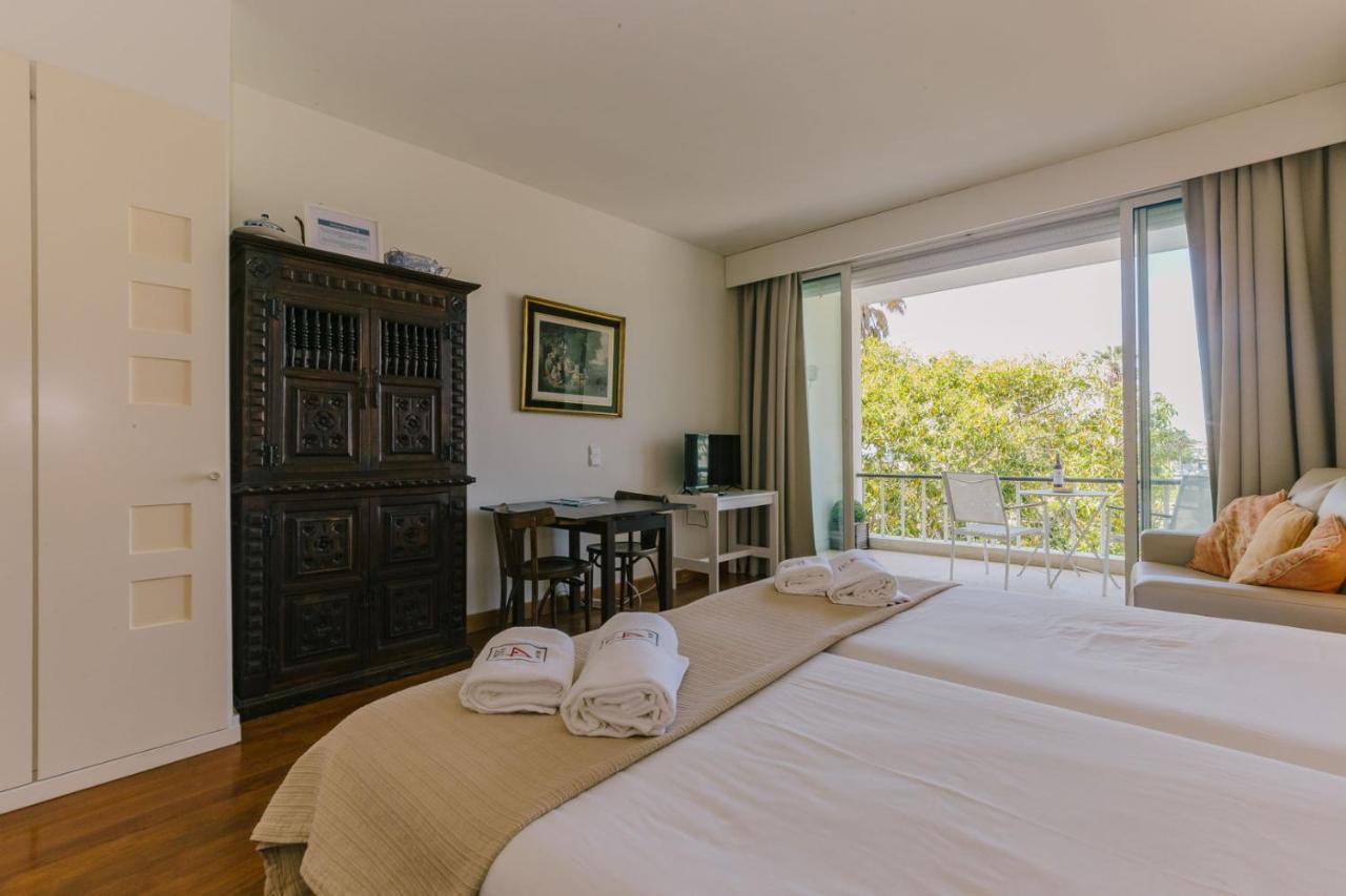 Rent4Rest Estoril Beachfront Apartments Extérieur photo
